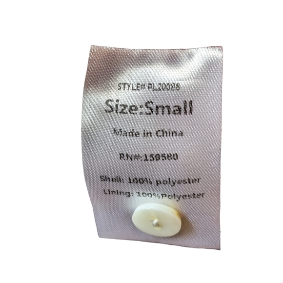 Pink Lily Cinnamon 3 Tiered Floral Blouse Woman's Size (S) - Picture 6 of 7